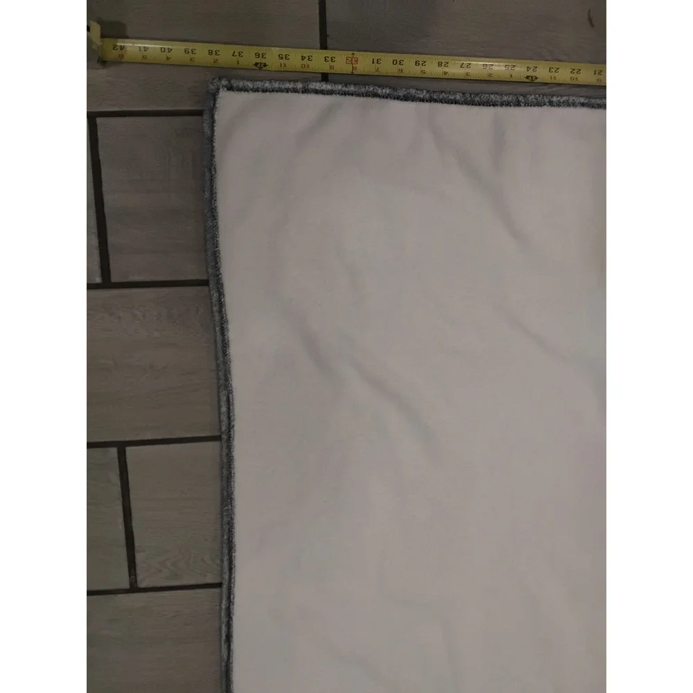 Unbranded soft fleece